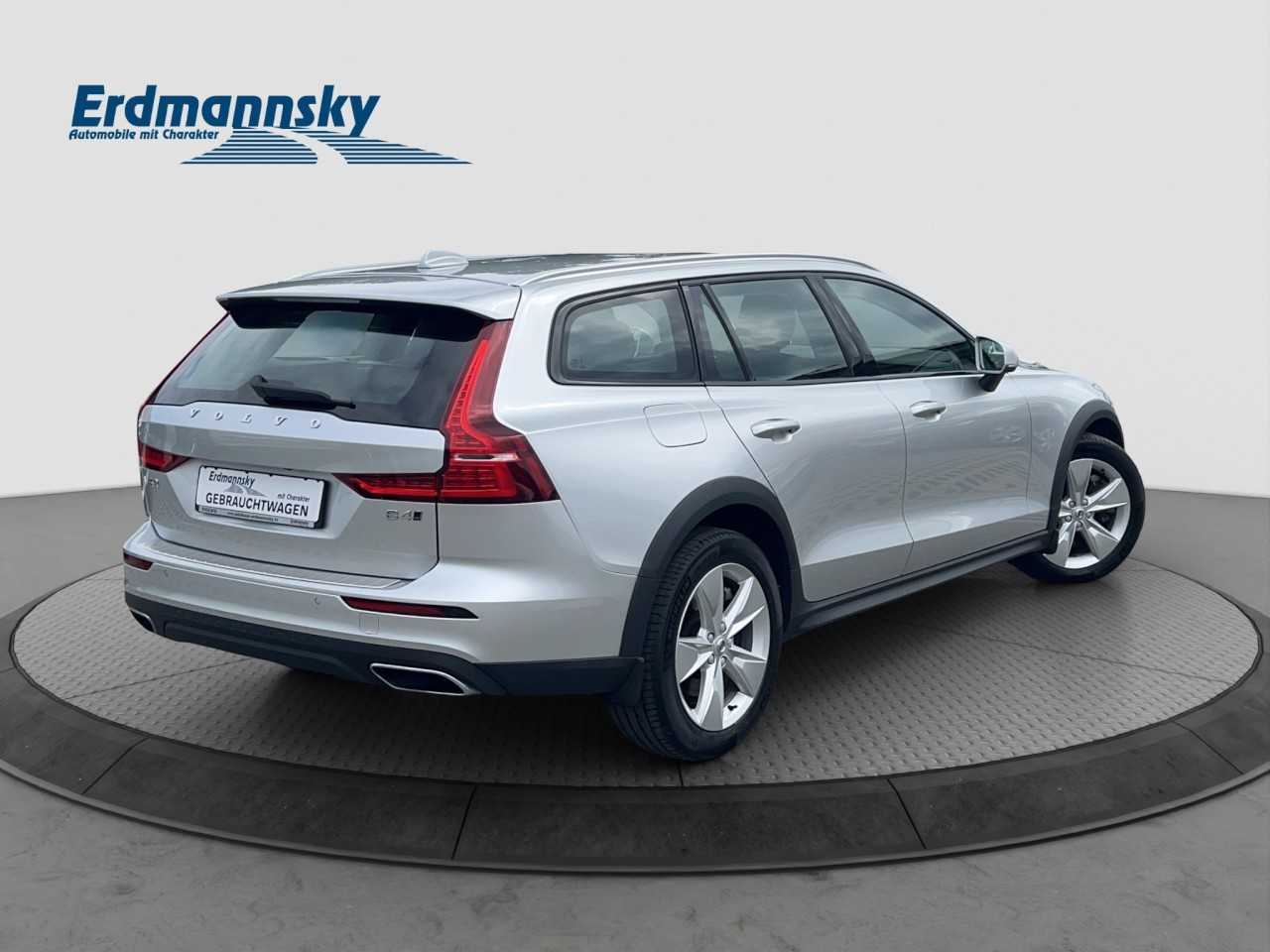 Volvo  V60 Cross Country Advanced, B4 AWD mildhybrid