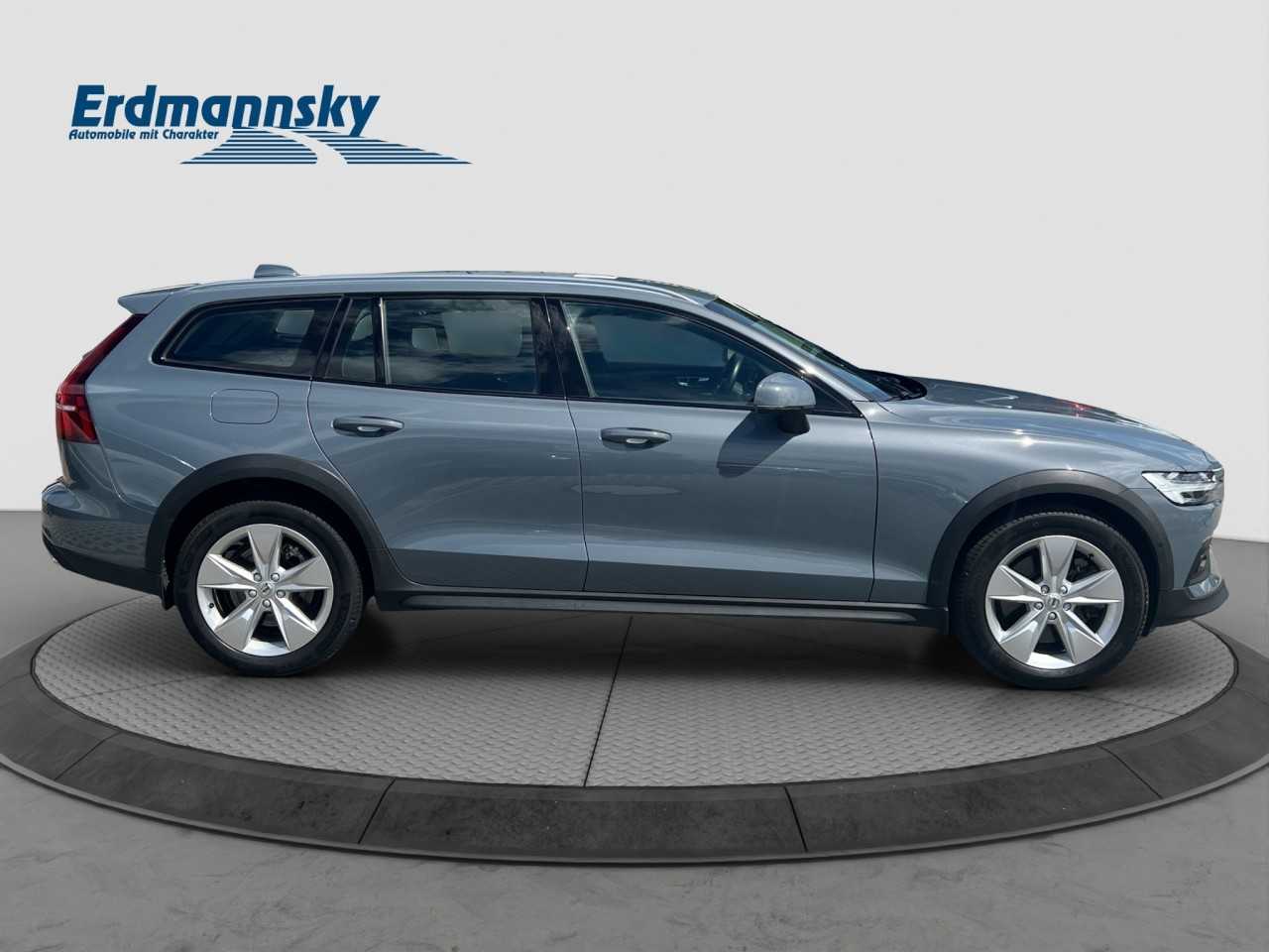 Volvo  V60 Cross Country Advanced, B4 AWD mildhybrid