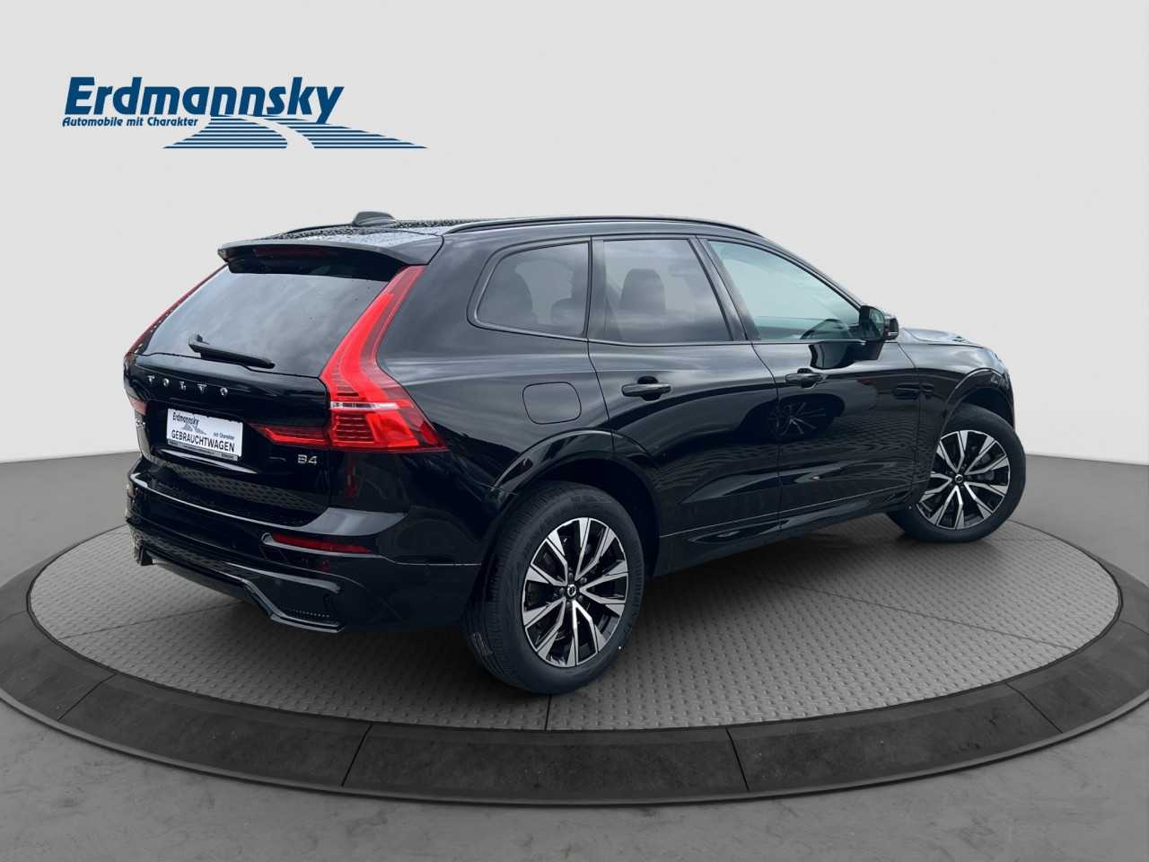 Volvo  XC60 Plus, B4 Mild-Hybrid, Benzin, Dark