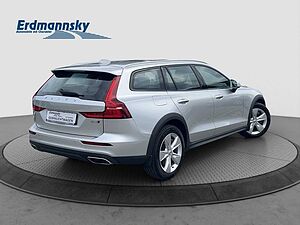 Volvo  V60 Cross Country Advanced, B4 AWD mildhybrid