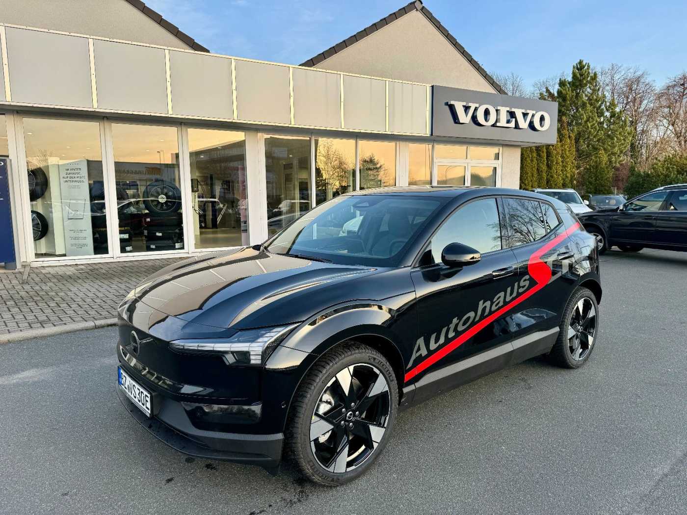 Volvo  Ultra AWD Twin Performance Pure Electric