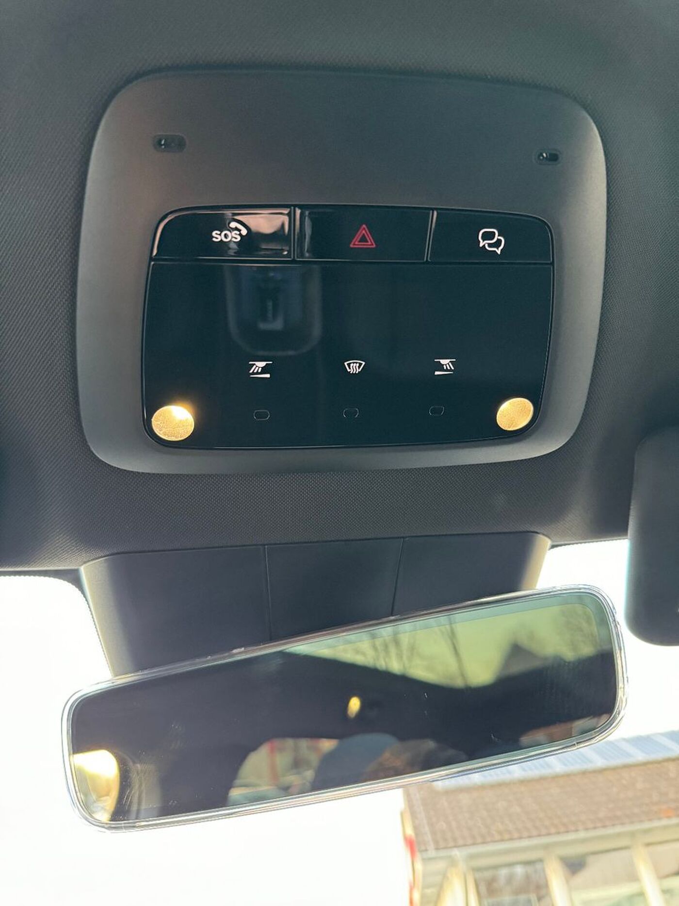 Volvo  Ultra AWD Twin Performance Pure Electric