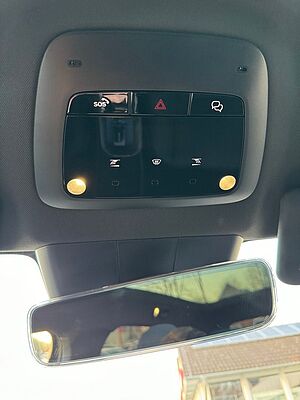 Volvo  Ultra AWD Twin Performance Pure Electric