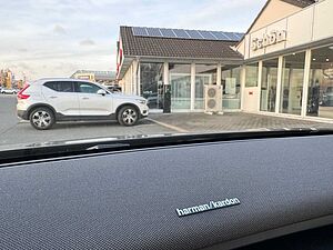 Volvo  Ultra AWD Twin Performance Pure Electric