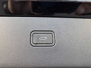 Volvo  Ultra AWD Twin Performance Pure Electric