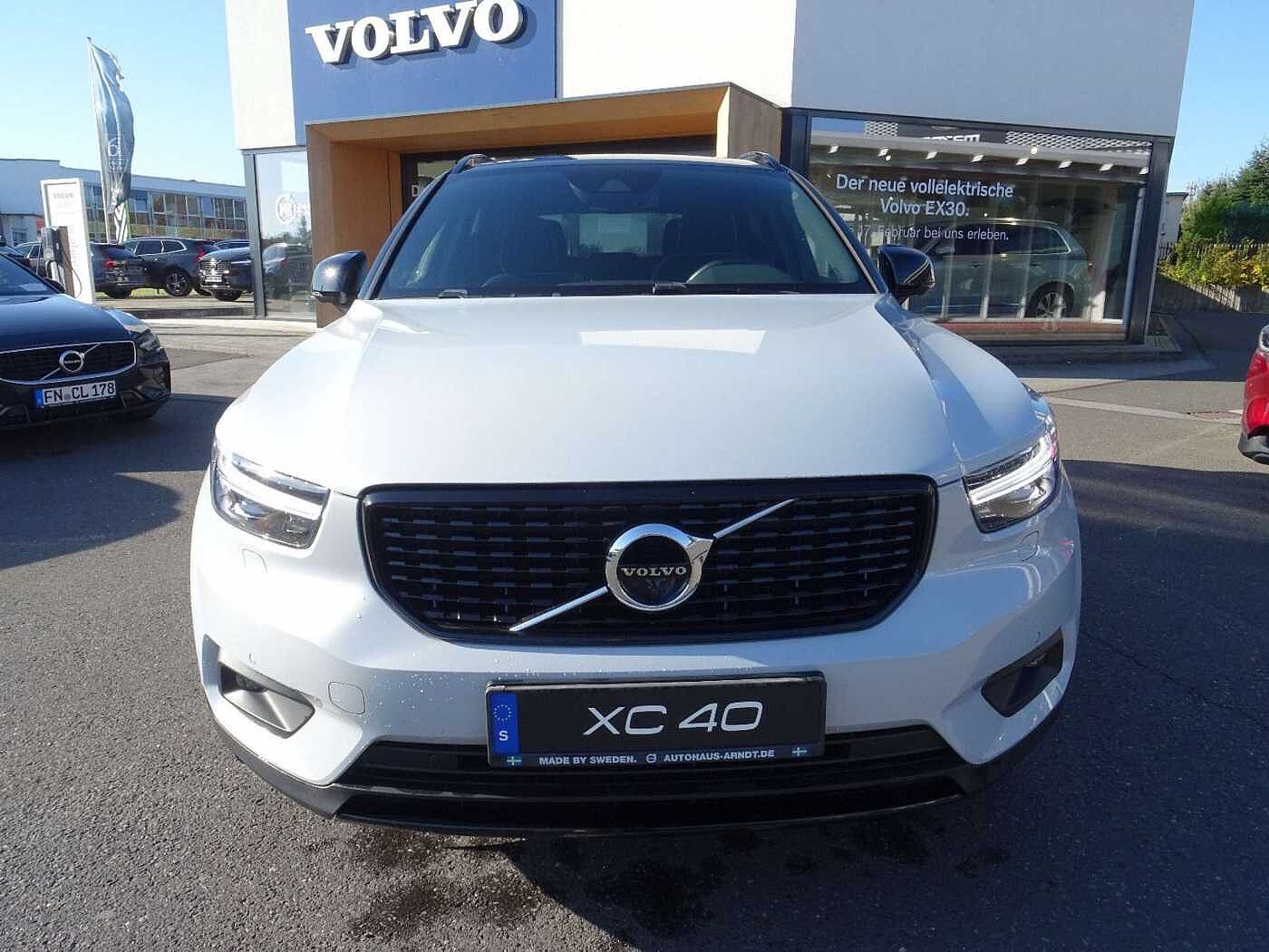 Volvo  XC40 M-Hybrid*LED*AHZV*Klimaauto*DAB*