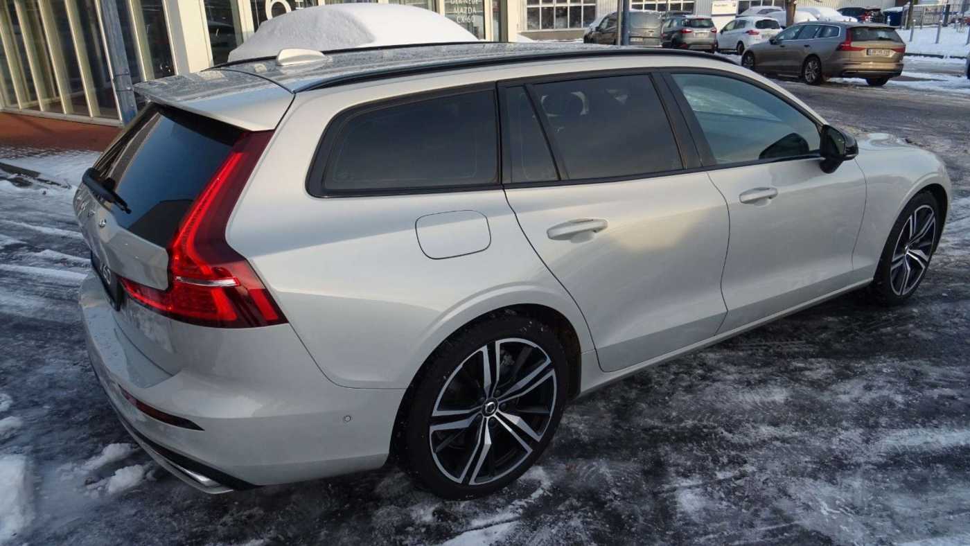 Volvo  Kombi R Design Recharge Plug-In Hybrid AWD