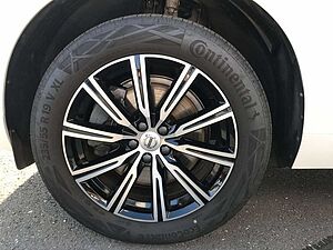 Volvo  Inscription B5 AWD