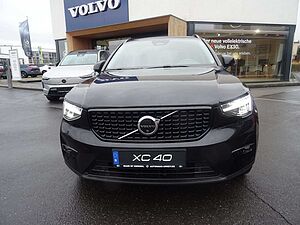 Volvo  B4 Plus Dark 2WD