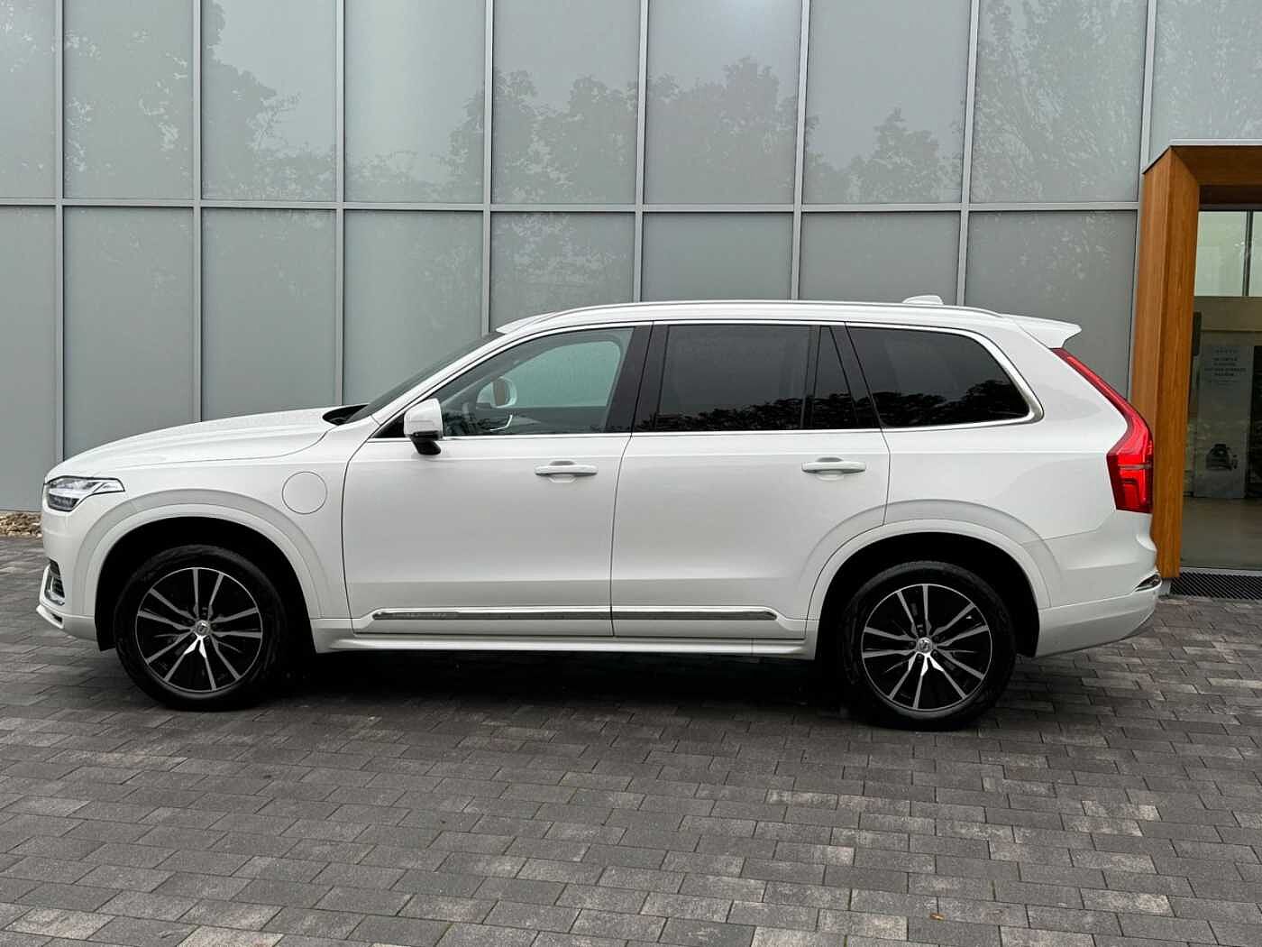 Volvo  INSCRIPTION PHEV + LEDER+AHK+NAVI+PRIVACY