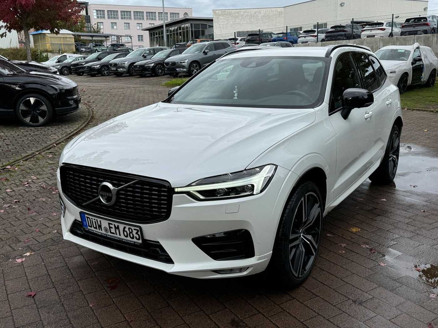 Volvo  D5 AWD R-DESIGN+LEDER+NAVI+360°CAM+UNFALLFREI