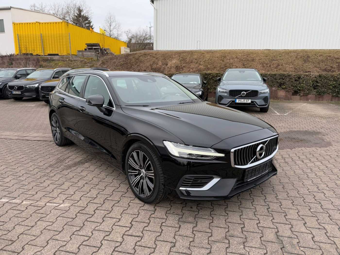 Volvo  T6 RECHARGE+PDC+CAM+