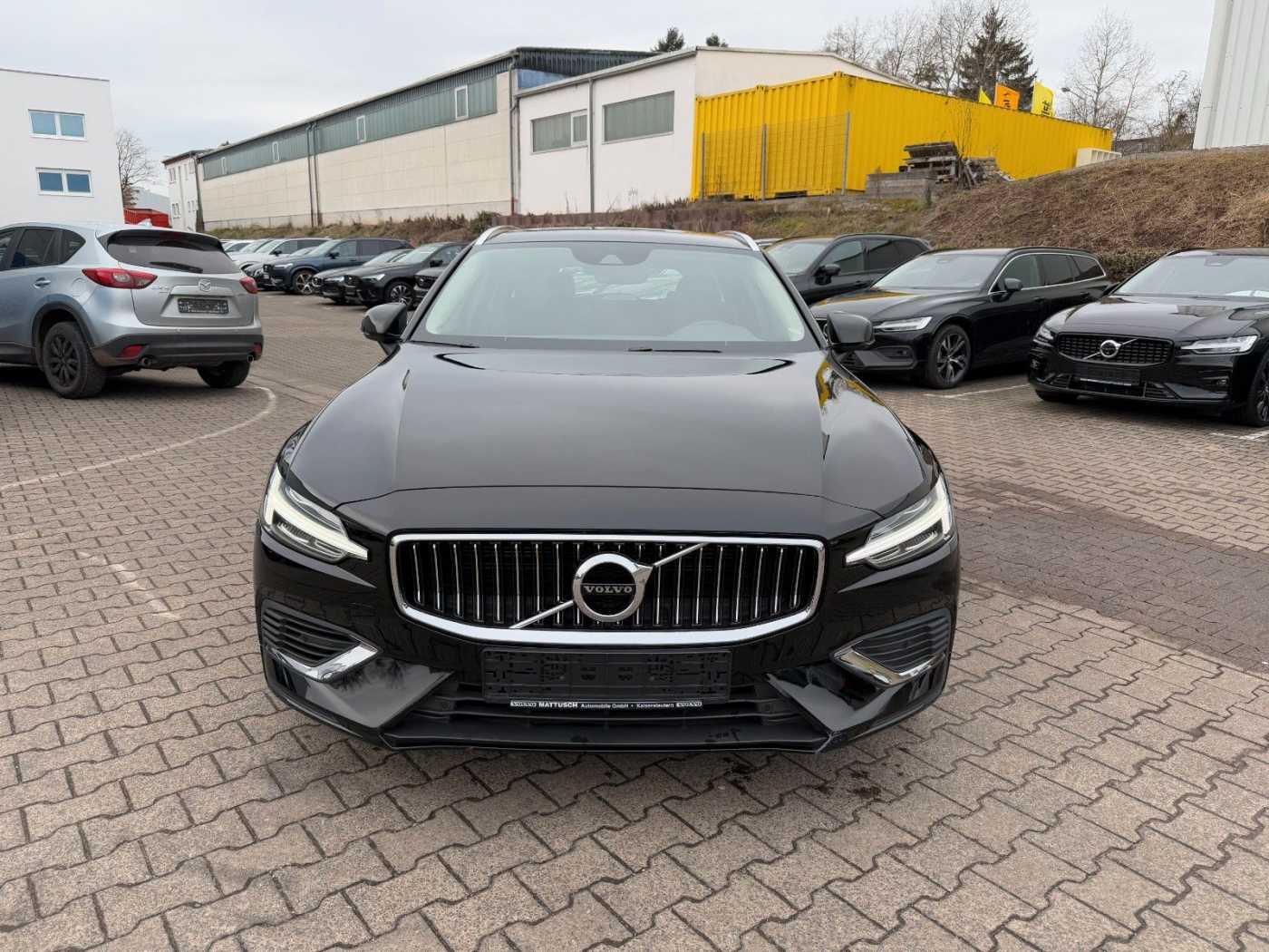 Volvo  T6 RECHARGE+PDC+CAM+