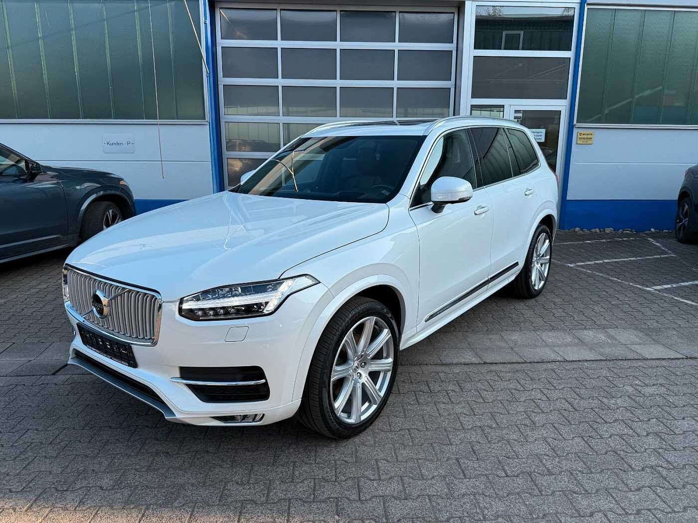 Volvo  INSCRIPTION +BEL. SITZE+B&W+MASSAGE+PANO