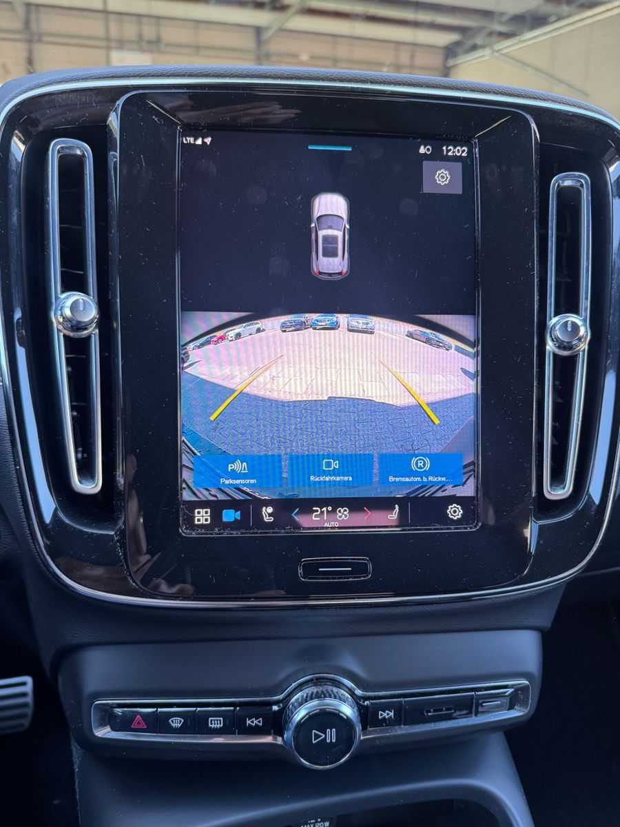 Volvo  Plus PURE ELECTRIC +LED+PDC+KAMERA+NAVI