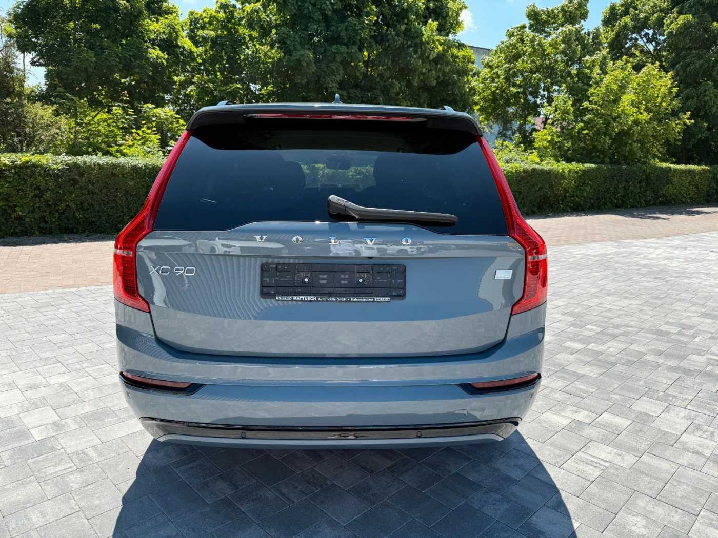 Volvo  T8 AWD PLUS DARK+7SITZE+360°CAM+22'ALU++