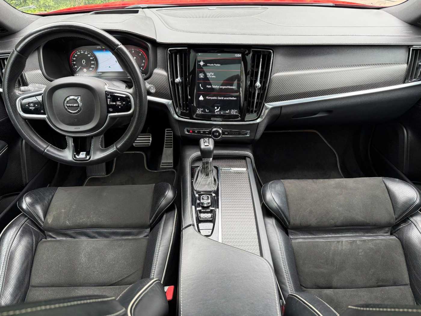 Volvo  D5 AWD R-DESIGN+HUD+PANO+STANDHZG+21'+