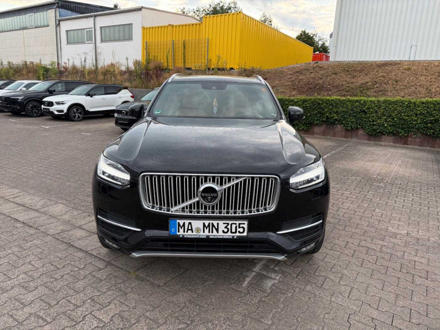 Volvo  D5 AWD INSCRIPTION+VOLLAUSSTATTUNG+WENIG KM