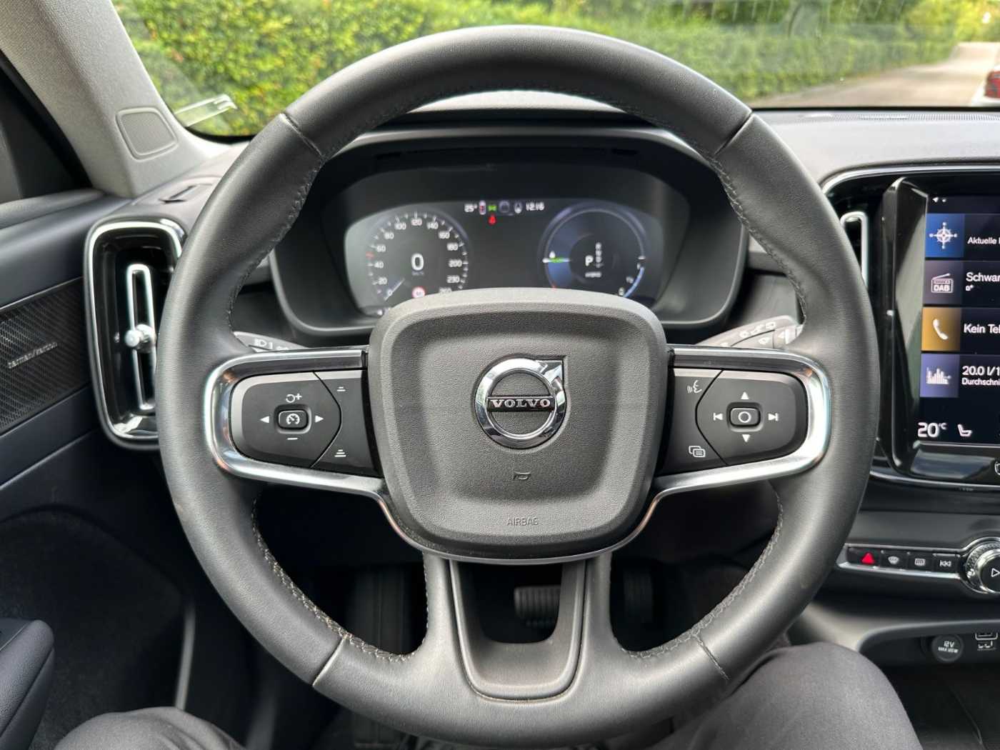 Volvo  Ultimate Bright PHEV +AHK+PANO+LEDER+NAVI