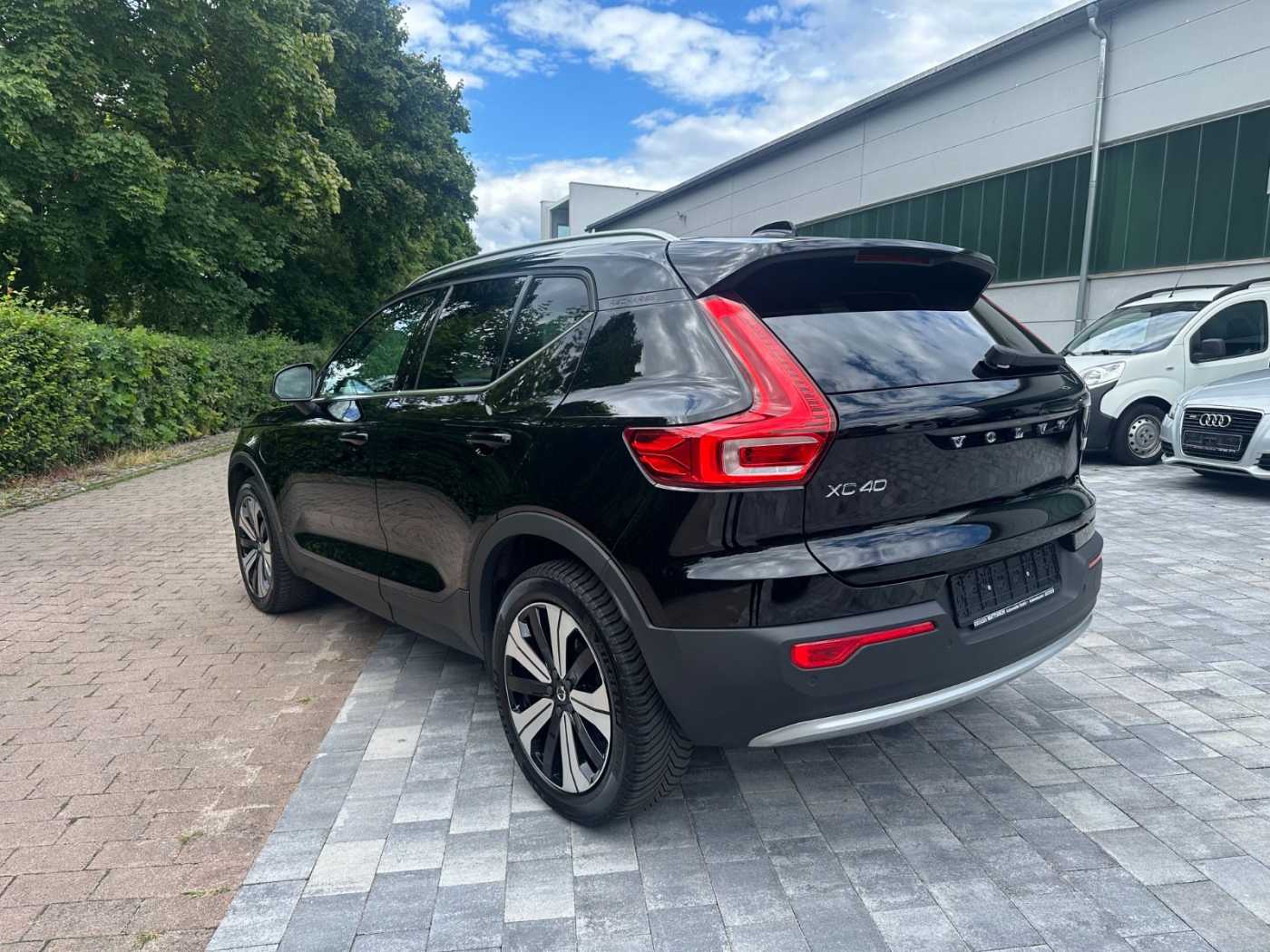 Volvo  Ultimate Bright PHEV +AHK+PANO+LEDER+NAVI