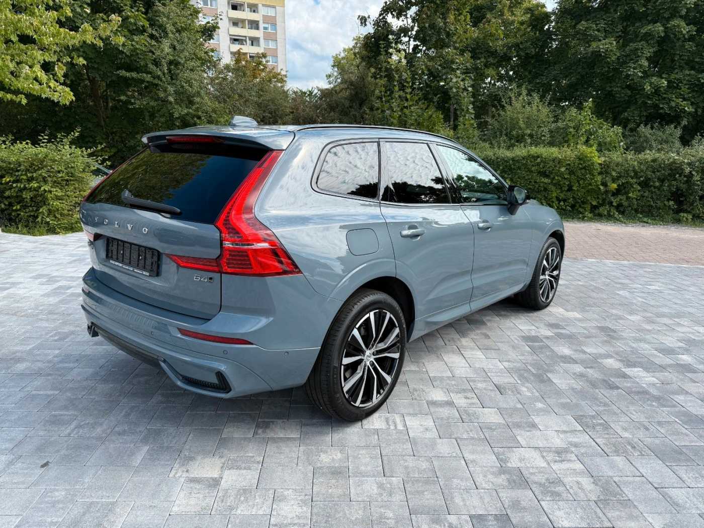 Volvo  PLUS DARK AWD +PANO+STANDHZG+LED+AHK+1.HD