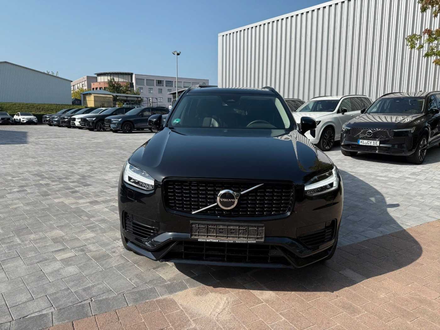 Volvo  T8 AWD PLUS DARK+AHK+CAM+PANO+BEL. SITZE+HK+