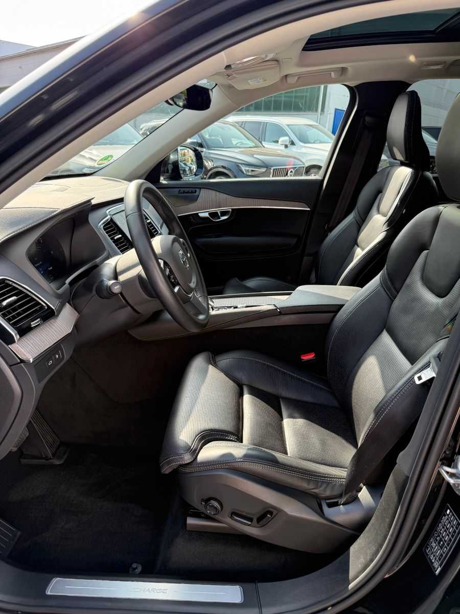 Volvo  T8 AWD PLUS DARK+AHK+CAM+PANO+BEL. SITZE+HK+