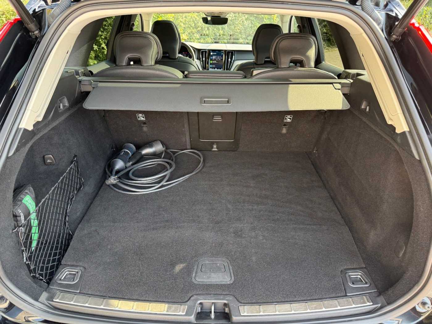 Volvo  T6 PHEV AWD +PANO+LEDER+STANDHZG+22'+360