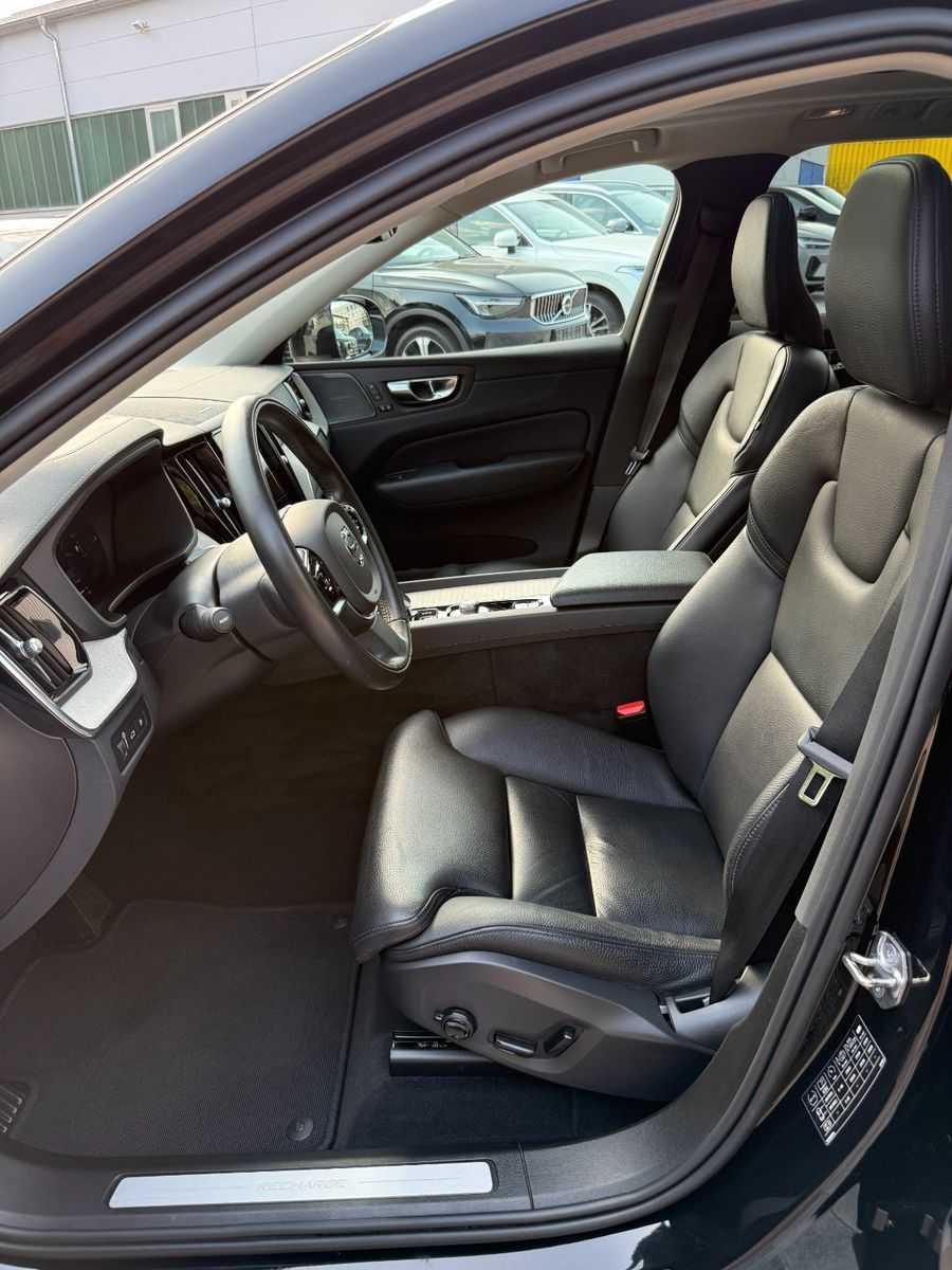 Volvo  T6 PHEV AWD +PANO+LEDER+STANDHZG+22'+360