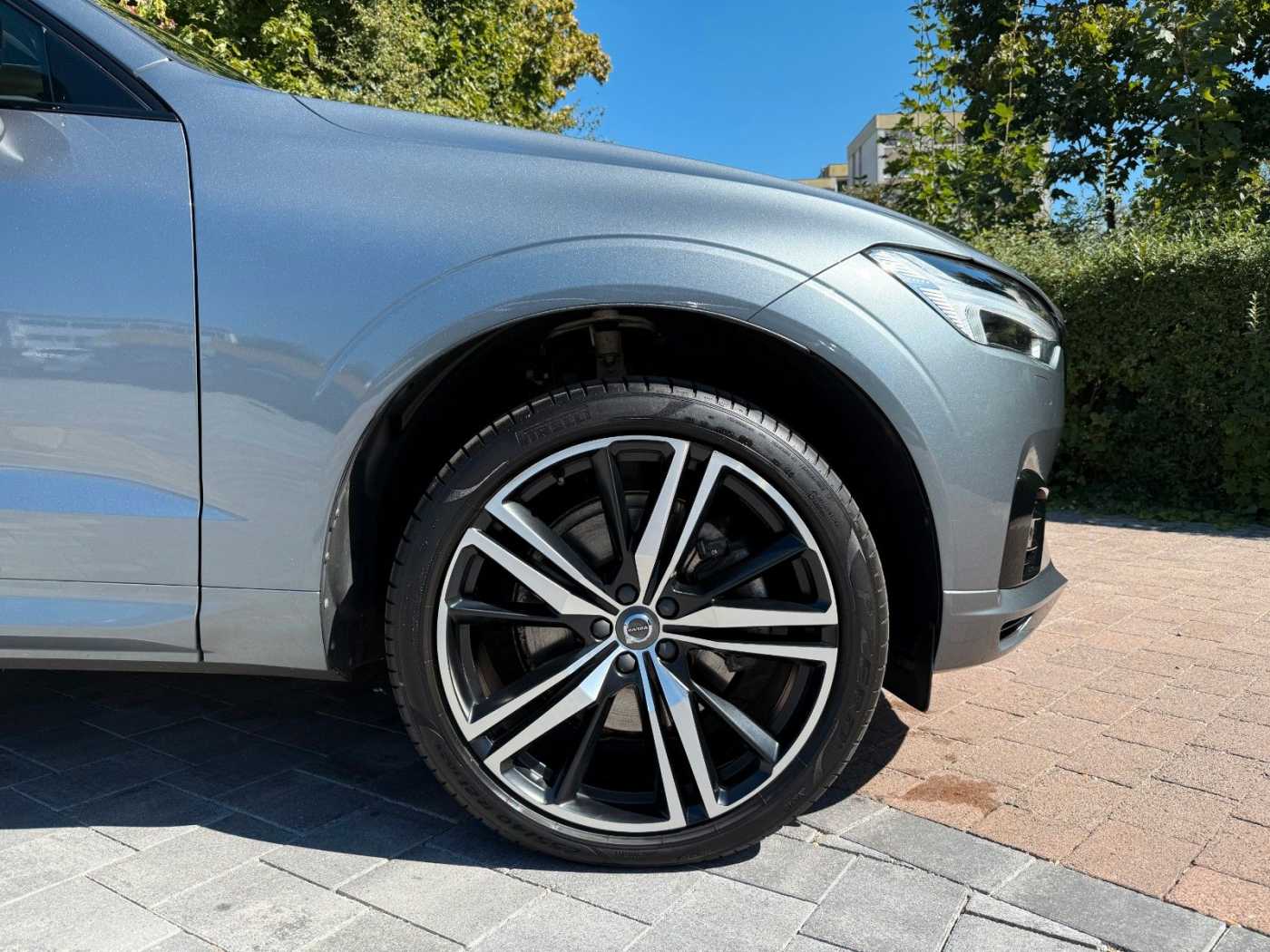 Volvo  T6 R-Design LEDER+NAVI+LED+PANO+STANDHZG+SH
