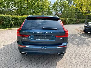 Volvo  T8 AWD INSCRIPTION+LEDER+NAVI+BLIS+EL. SITZE