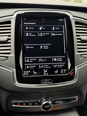 Volvo  INSCRIPTION PHEV + LEDER+AHK+NAVI+PRIVACY