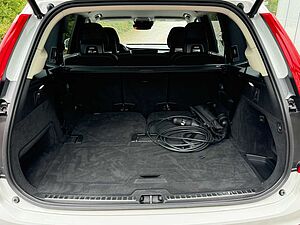 Volvo  INSCRIPTION PHEV + LEDER+AHK+NAVI+PRIVACY