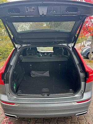 Volvo  T8 AWD PHEV INSCRIPTION+PANO+STANDHZG