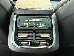 Volvo  T8 AWD INSCRIPTION+STANDHZG+PANO+HK SOUND++