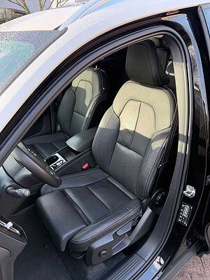 Volvo  T4 INSCRIPTION+LEDER+INTELLISAFE+BICOLOR++