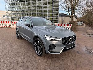 Volvo  T6 AWD R-DESIGN+LEDER+AHK+360°CAM+ACC+22'