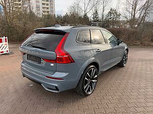 Volvo  T6 AWD R-DESIGN+LEDER+AHK+360°CAM+ACC+22'