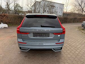 Volvo  T6 AWD R-DESIGN+LEDER+AHK+360°CAM+ACC+22'