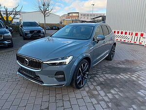 Volvo  T8 AWD INSCRIPTION+LEDER+NAVI+HARMAN SOUND+