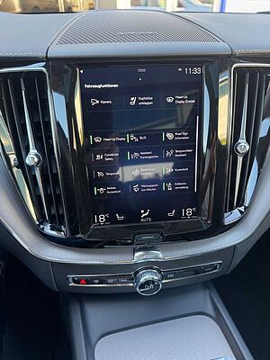 Volvo  B5 AWD INSCRIPTION+PANO+STANDHZG+HUD+MASSAG