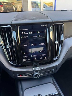 Volvo  B5 AWD INSCRIPTION+PANO+STANDHZG+HUD+MASSAG