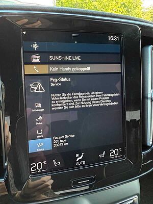 Volvo  B4 R-DESIGN+NAVI+ALCANTARA+EL. SITZE+CAM+PDC