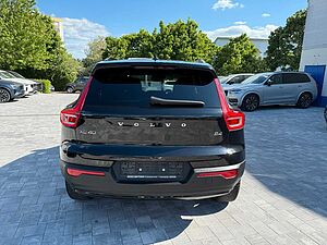 Volvo  B4 R-DESIGN+NAVI+ALCANTARA+EL. SITZE+CAM+PDC