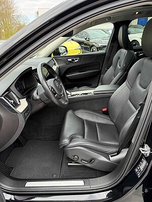 Volvo  T8 AWD INSCRIPTION+NAVI+LEDER+ACC+BLIS++