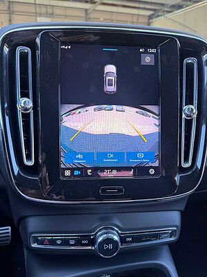 Volvo  Plus PURE ELECTRIC +LED+PDC+KAMERA+NAVI