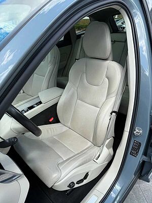 Volvo  T8 INSCRIPTION PHEV +LED+PANO+BEL. SITZE+AHK