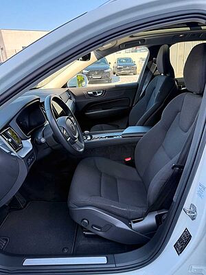 Volvo  T6 AWD+INSCR. EXPR+AHK+20'+UNFALLFREI+PRIVAC