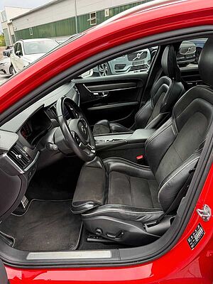 Volvo  D5 AWD R-DESIGN+HUD+PANO+STANDHZG+21'+