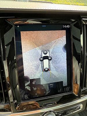 Volvo  D5 AWD R-DESIGN+B&W SOUND+8FACH+AHK+360°CAM
